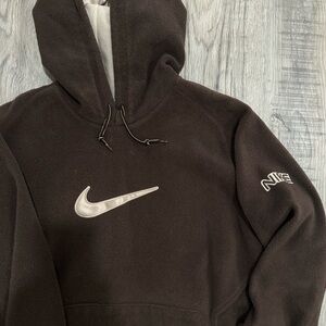 Vintage Nike Men's Brown Fleece Hoodie Silver Tag
